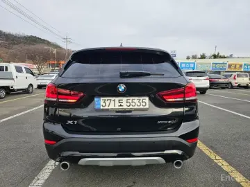 2021 BMW X1 с пробегом 67 700 км
