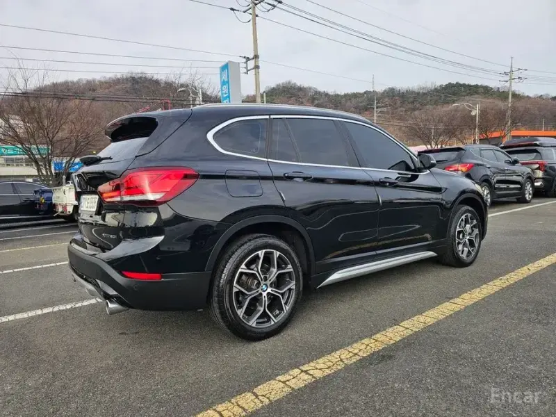 2021 BMW X1 с пробегом 67 700 км