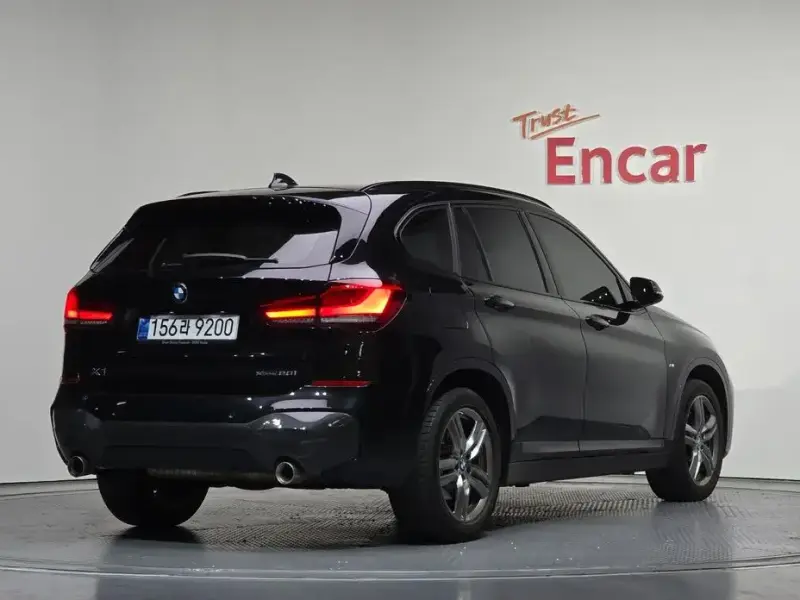 2022 BMW X1 с пробегом 47 619 км