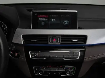 2021 BMW X1 с пробегом 65 606 км