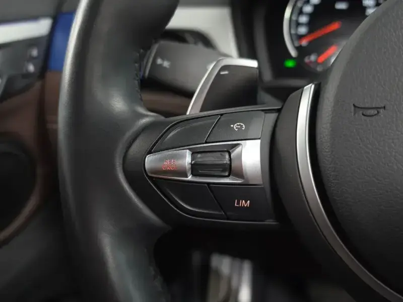 2021 BMW X1 с пробегом 65 606 км