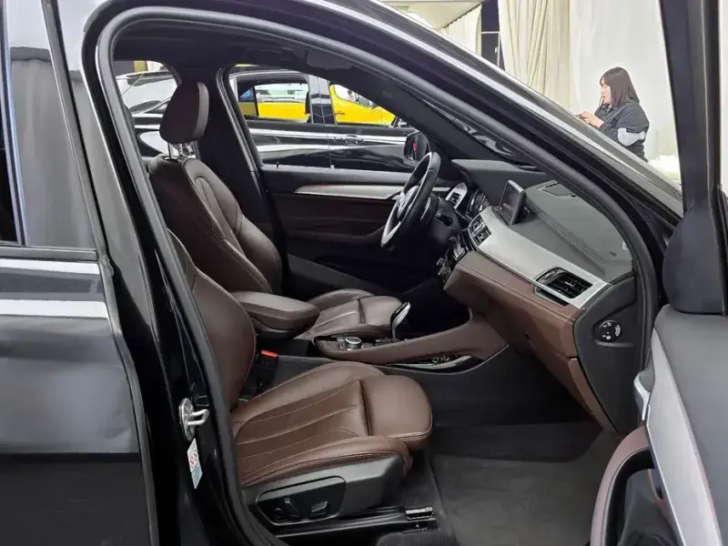 2022 BMW X1 с пробегом 47 619 км