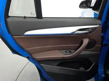 2021 BMW X1 с пробегом 65 606 км