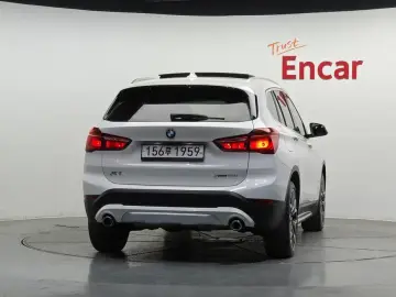 2022 BMW X1 с пробегом 61 610 км