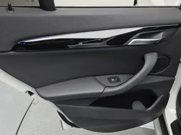 2022 BMW X1 с пробегом 61 610 км