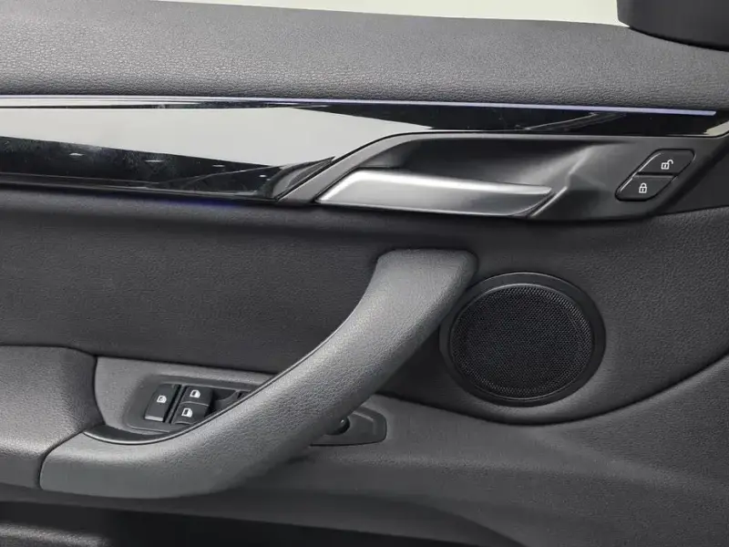 2022 BMW X1 с пробегом 61 610 км