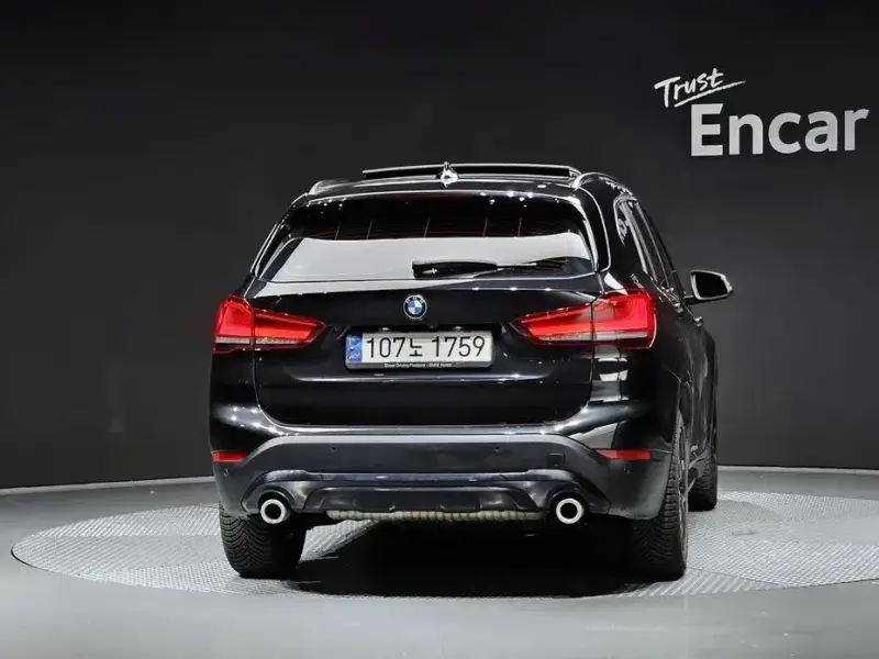 2021 BMW X1 с пробегом 47 195 км