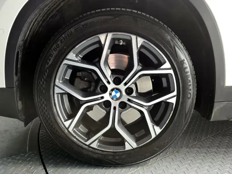 2021 BMW X1 с пробегом 116 026 км
