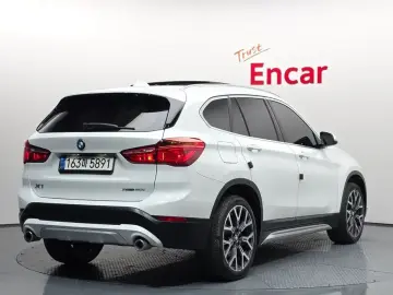 2022 BMW X1 с пробегом 77 781 км