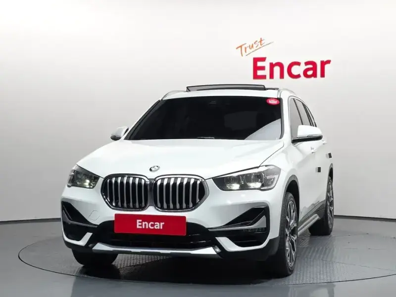 2022 BMW X1 с пробегом 77 781 км