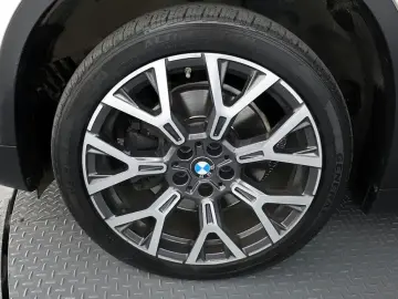 2022 BMW X1 с пробегом 77 781 км