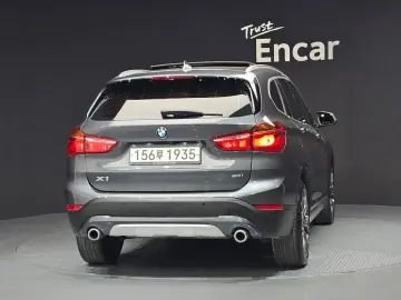 2022 BMW X1 с пробегом 80 750 км