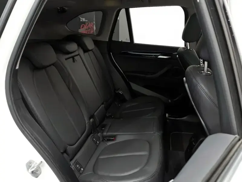 2022 BMW X1 с пробегом 77 781 км