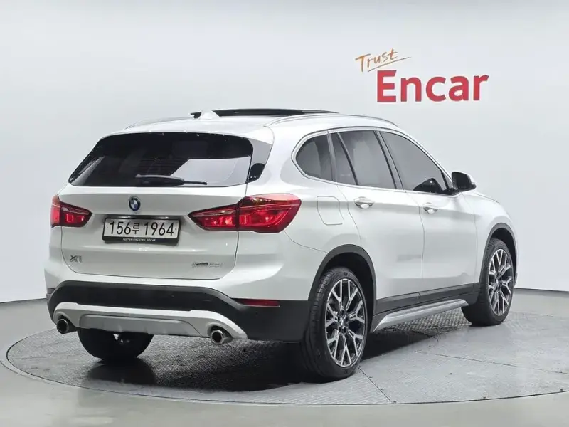 2022 BMW X1 с пробегом 75 222 км
