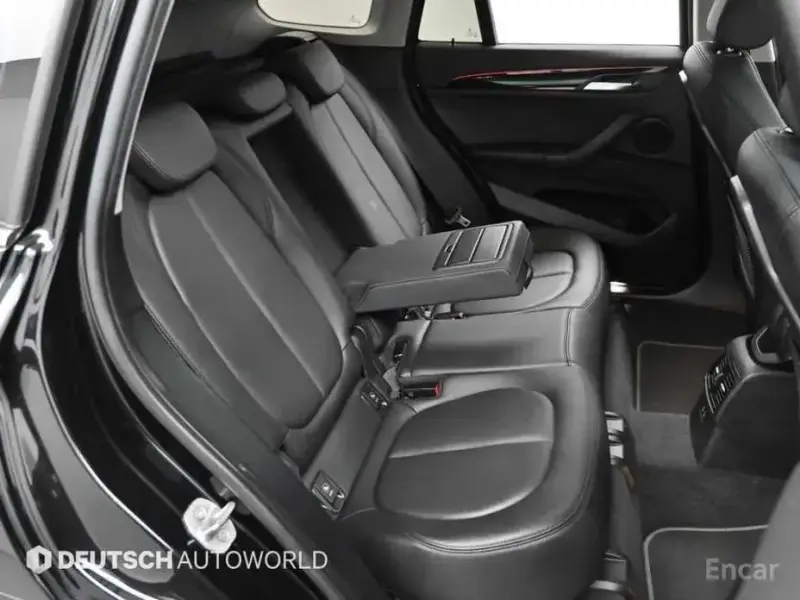 2022 BMW X1 с пробегом 74 241 км