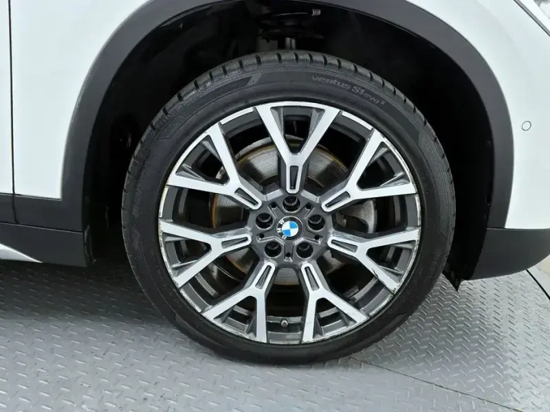 2022 BMW X1 с пробегом 75 222 км