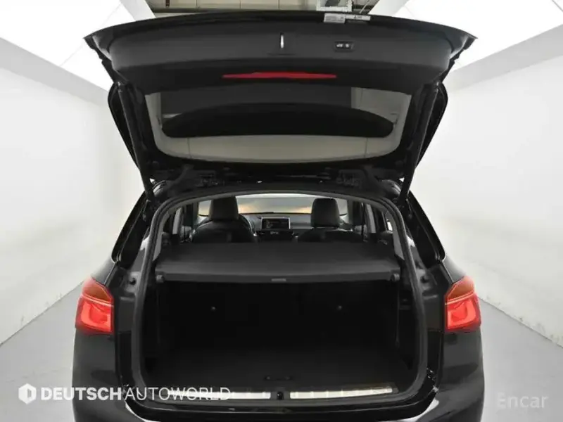 2022 BMW X1 с пробегом 74 241 км