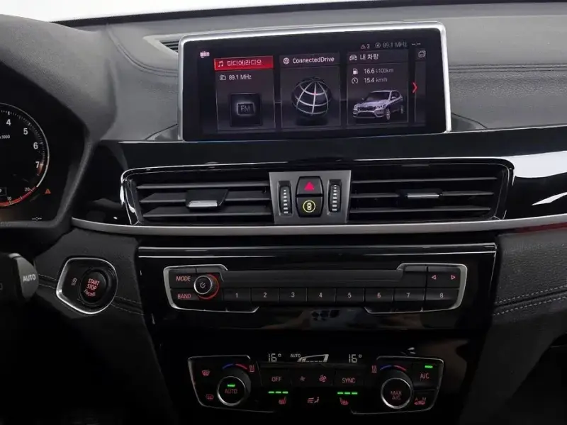 2022 BMW X1 с пробегом 75 222 км