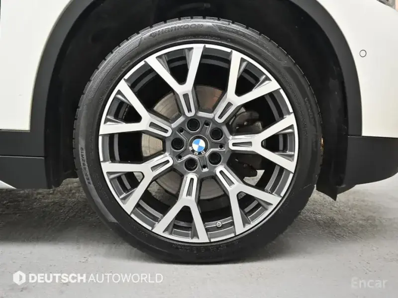 2022 BMW X1 с пробегом 85 442 км