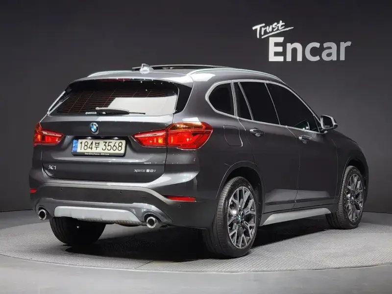 2022 BMW X1 с пробегом 41 899 км
