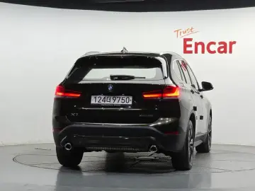 2020 BMW X1 с пробегом 48 560 км