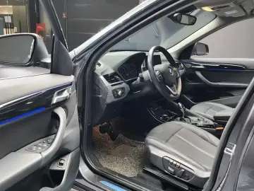 2022 BMW X1 с пробегом 41 899 км