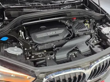 2020 BMW X1 с пробегом 48 560 км