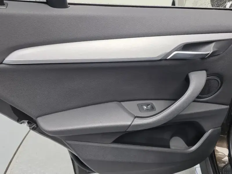 2020 BMW X1 с пробегом 48 560 км