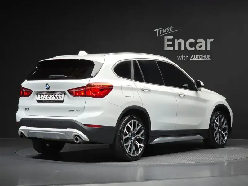 2022 BMW X1 с пробегом 49 255 км