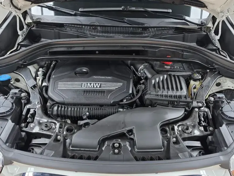 2022 BMW X1 с пробегом 49 255 км