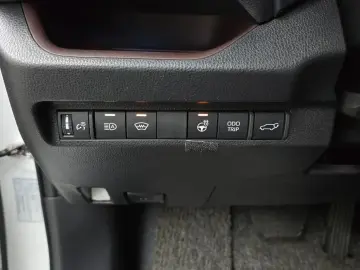 2023 Toyota RAV4 с пробегом 23 732 км