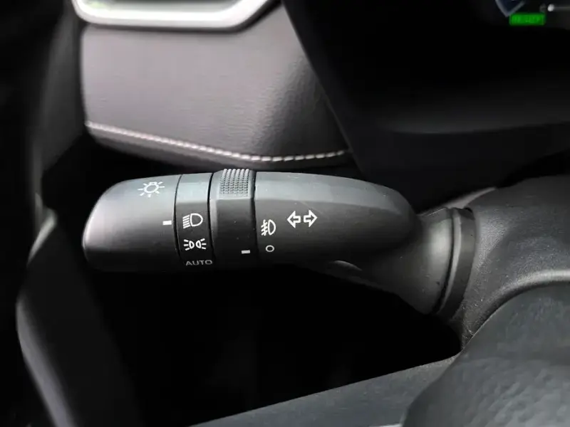 2023 Toyota RAV4 с пробегом 31 351 км