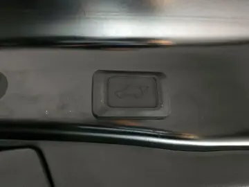 2023 Toyota RAV4 с пробегом 31 351 км