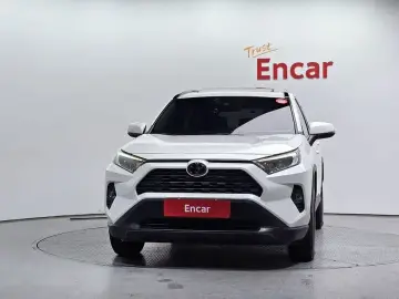 2019 Toyota RAV4 с пробегом 84 768 км