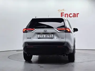 2019 Toyota RAV4 с пробегом 84 768 км