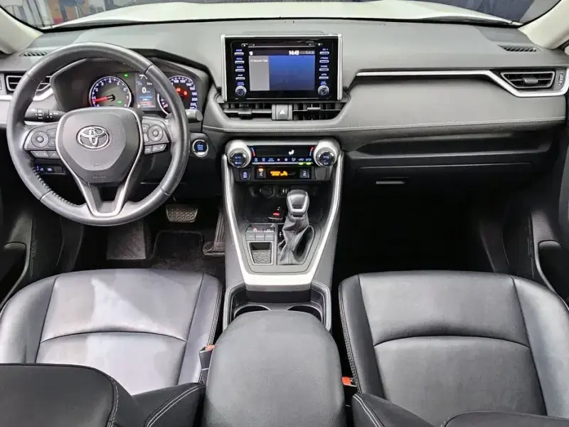 2019 Toyota RAV4 с пробегом 84 768 км