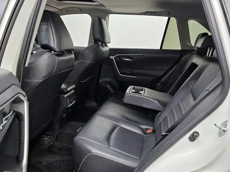 2019 Toyota RAV4 с пробегом 84 768 км