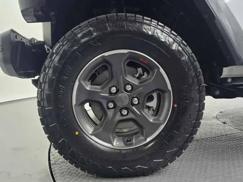 2023 Jeep Gladiator с пробегом 49 482 км