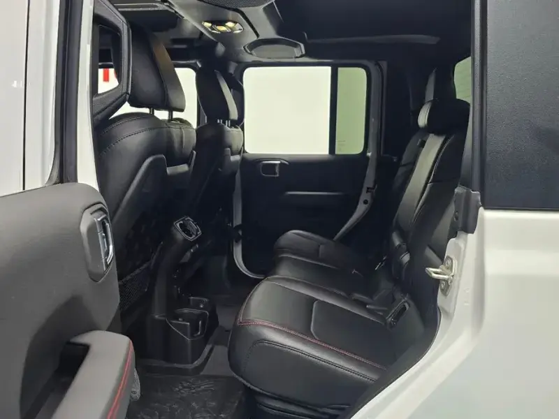 2023 Jeep Gladiator с пробегом 49 482 км