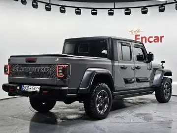 2022 Jeep Gladiator с пробегом 22 481 км