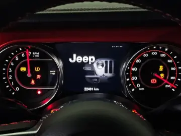 2022 Jeep Gladiator с пробегом 22 481 км
