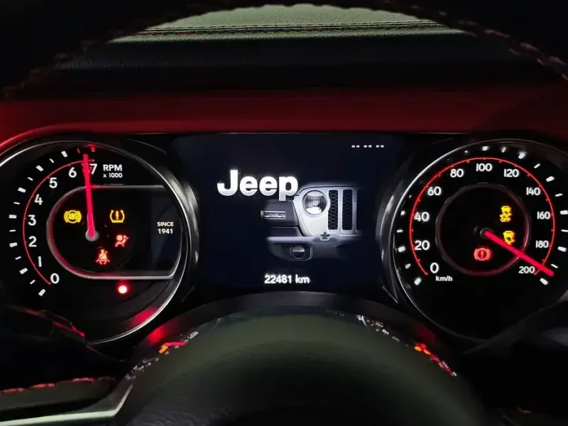 2022 Jeep Gladiator с пробегом 22 481 км