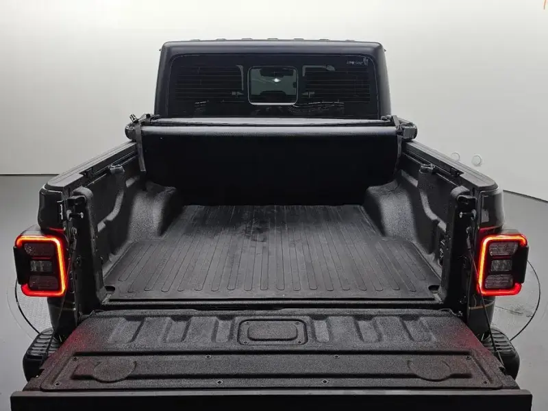 2022 Jeep Gladiator с пробегом 22 481 км