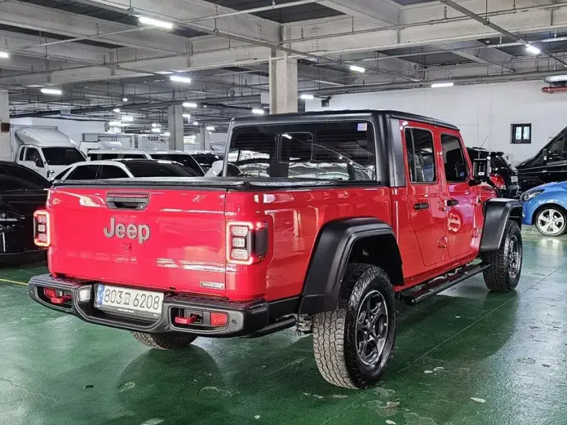 2021 Jeep Gladiator с пробегом 54 356 км