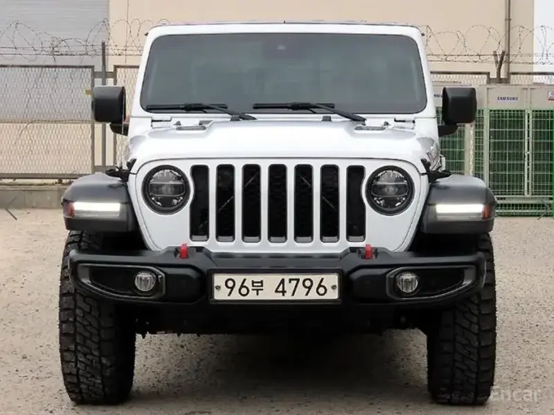 2021 Jeep Gladiator с пробегом 142 320 км