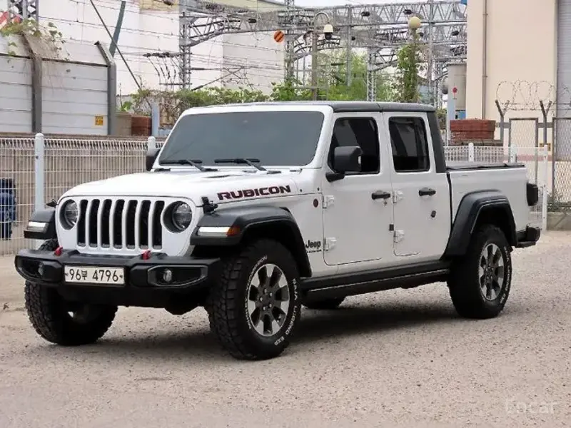 2021 Jeep Gladiator с пробегом 142 320 км