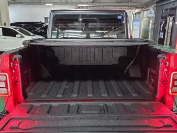 2021 Jeep Gladiator с пробегом 54 356 км