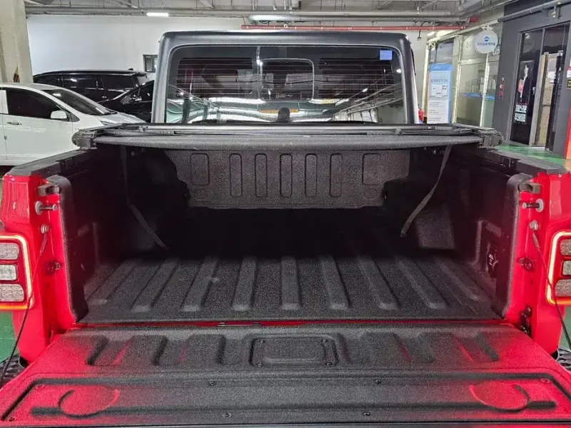 2021 Jeep Gladiator с пробегом 54 356 км