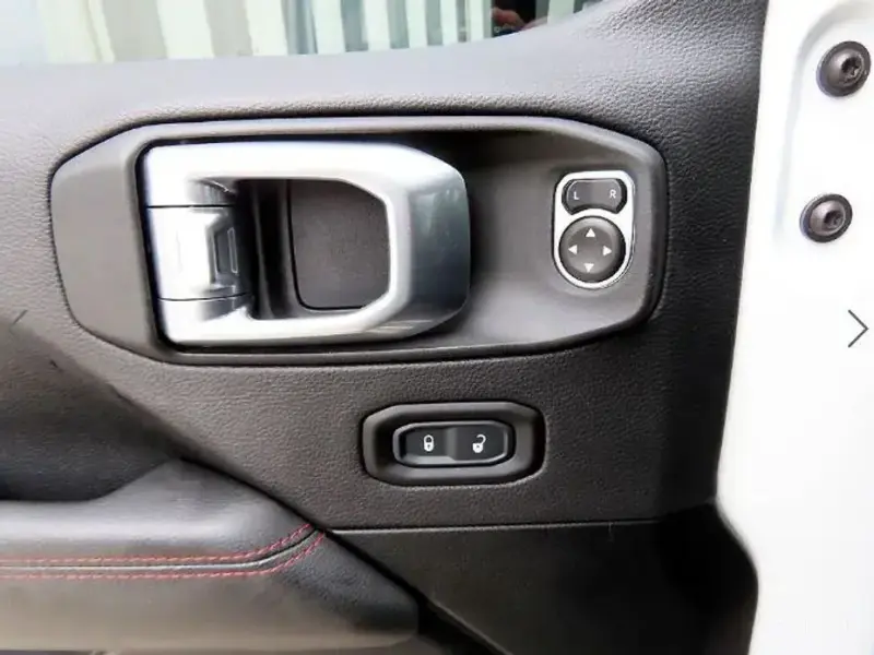 2021 Jeep Gladiator с пробегом 142 320 км