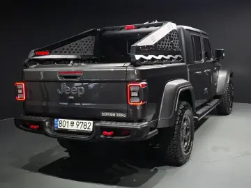 2022 Jeep Gladiator с пробегом 23 798 км